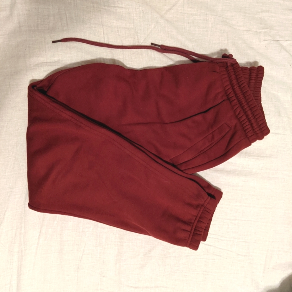 Fabletics Drew Sweatpant - Small